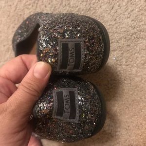 Toms Jutti Pewter flat size 8.5